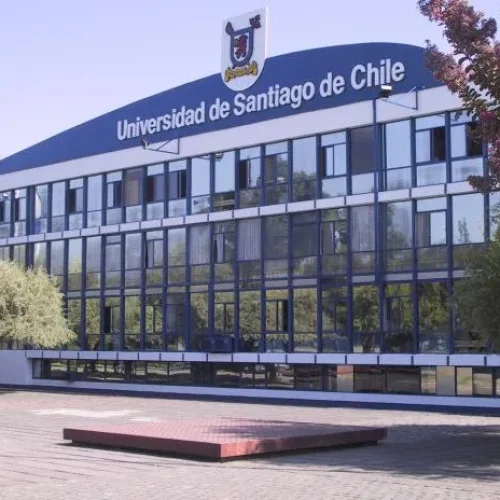 Tras semanas de movilización estudiantes de la USACH retoman las clases
