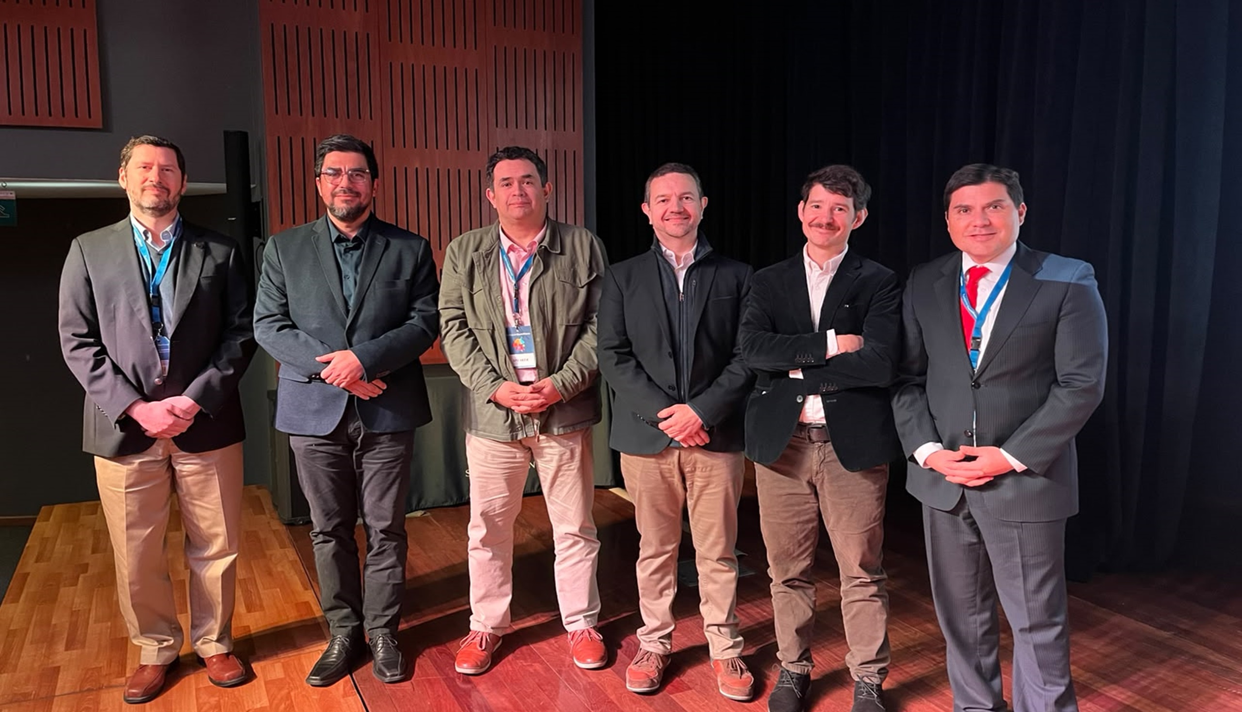 Más de 180 docentes y equipos directivos asistieron a seminario en la Universidad San sebastián que busca facultar a profesores para adaptar sus clases a la Inteligencia Artificial